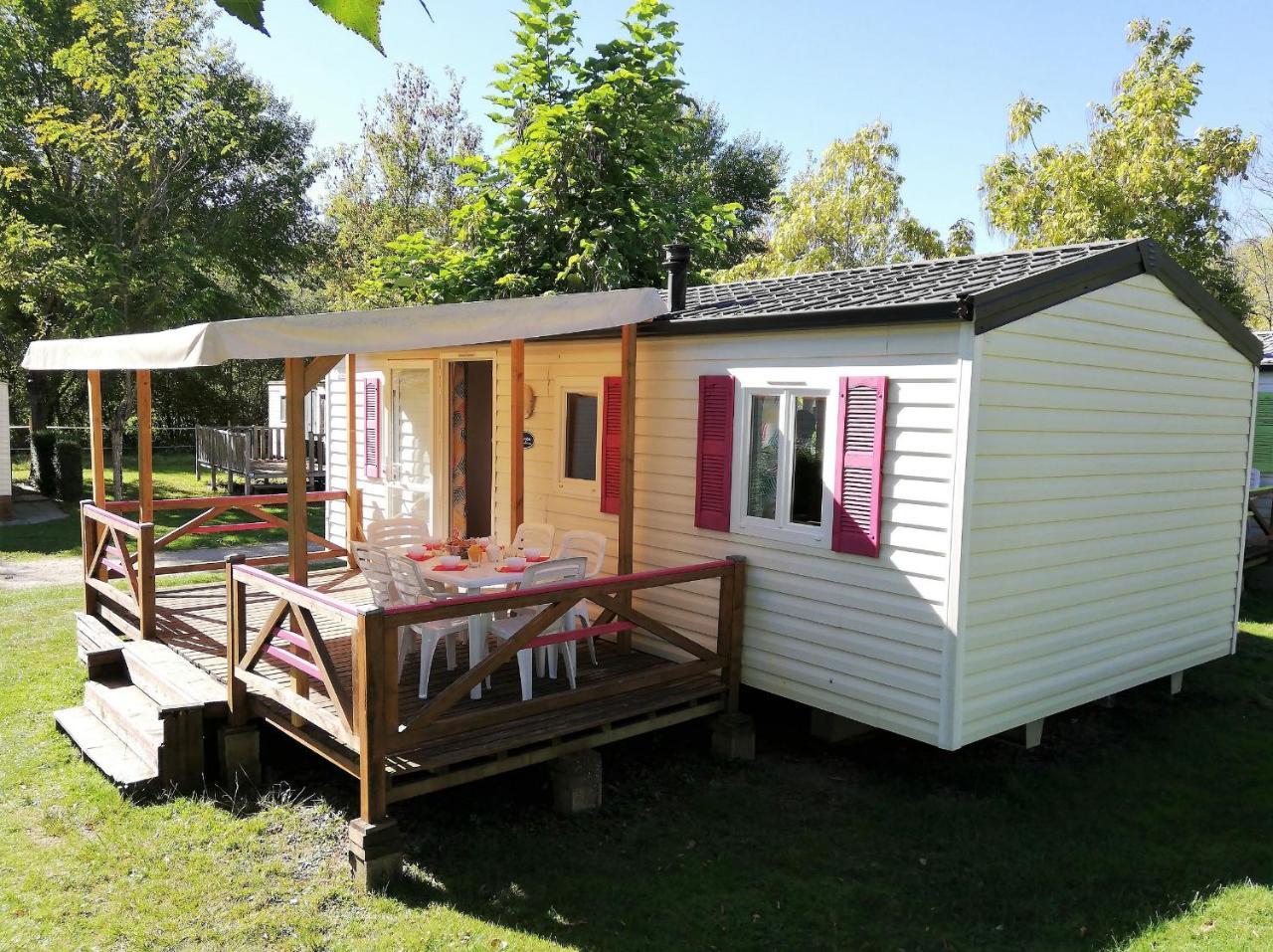 Camping 3 Etoiles - Piscine Chauffee - Vue Montagne Saint-Girons  Esterno foto