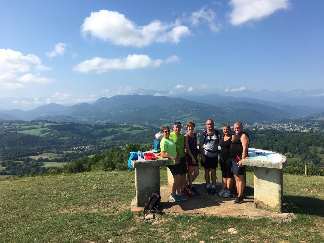 Camping 3 Etoiles - Piscine Chauffee - Vue Montagne Saint-Girons  Esterno foto